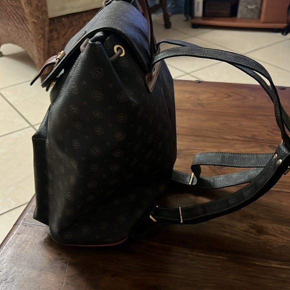 Beauty Brand Made in Italy women’s backpack - Picture 2 of 8